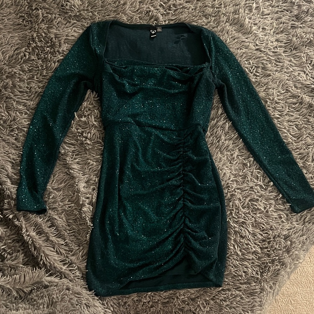 Elegant Green Long Sleeve Dress